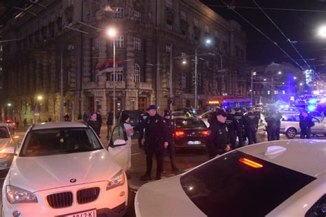 Novi Protest Vlasnika Splavova Blokirali Dio Beograda N