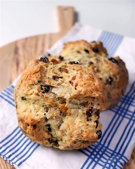 Golden Raisin And Caraway Irish Soda Bread — Coffee And Champagne