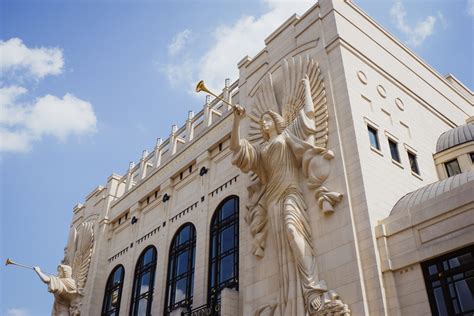 Critics react to the latest bass hall performance in fort worth