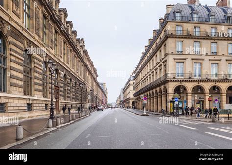 Hotel meurice rue de rivoli paris fotografías e imágenes de alta