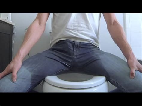 Wetting My Jeans Six Times XVIDEOS