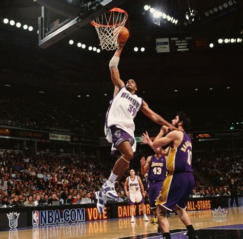 Kings-Lakers Rivalry in Photos Photo Gallery | NBA.com