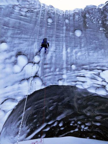 Inside the mysterious Yamal crater in Siberia - Frozen Pictures - Strange Sounds