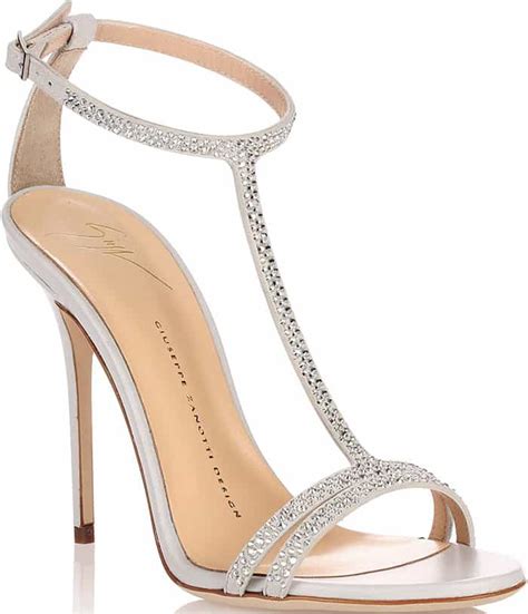 Zendaya Embraces Bold Style With Pearl Accents And Crystal Sandals At