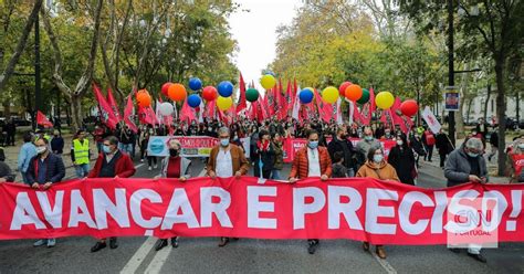 Manifestação da CGTP junta milhares de trabalhadores em Lisboa Não