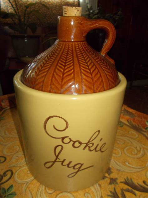 S Monmouth Usa Cookie Jug Etsy Cookie Jars Vintage Favorite