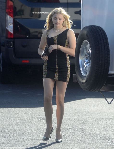 Chloe Moretz On The Set Of Bad Neighbors 2 In Atlanta 08 27 2015