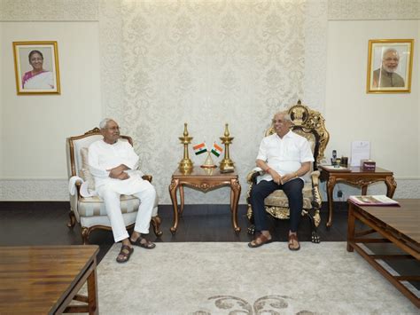 Honorable Chief Minister Shri Nitish Kumar Met His Excellency At Raj