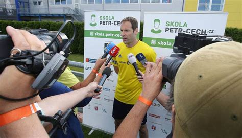 Petr Cech calls time on his international career with the Czech ...