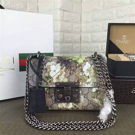 Latest Gucci Handbags 2022 Jeep Paul Smith