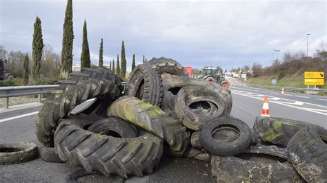 Agriculteurs Taxis Perturbations Sur Les Routes Dans Les Bouches Du