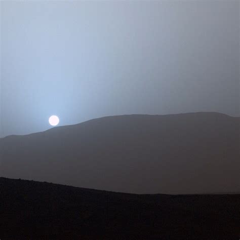 Blue sunset on the Red Planet Mars « Acculation