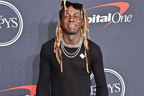 Lil Wayne Treated 150 Teenagers To A Weezy Christmas Party At Dave