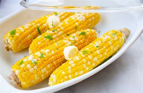 How To Microwave Corn On The Cob The Kitchen Magpie