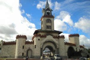 Patrimonio cultural del Ecuador catacocha zaruma chiquiribamba y más