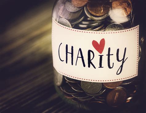 Did You Donate to Charity in 2017? Here Are 4 Things You Need to Know