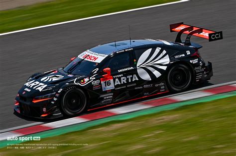 スーパーgt第3戦鈴鹿の走行スタート。晴天の公式練習は16号車arta Mugenシビックが最速 スーパーgt Autosport Web