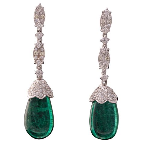 101 Carat Emerald And Diamond Necklace And Earrings Set At 1stdibs 101 Carat Diamond Emerald