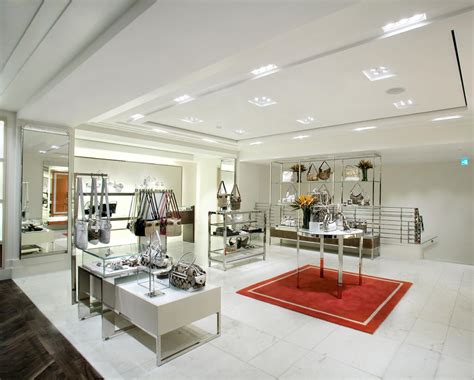 Coach Stores - DHD Architecture & Interior Design | Store design ...