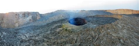 Lago De Lava Del Volc N Activo Erta Ale Foto Premium