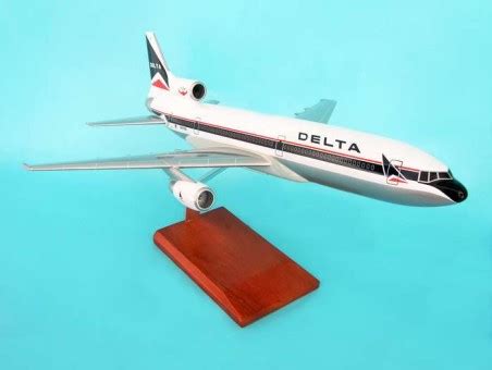 Executive Series Delta L-1011 aircraft model ezToys - Diecast Models ...