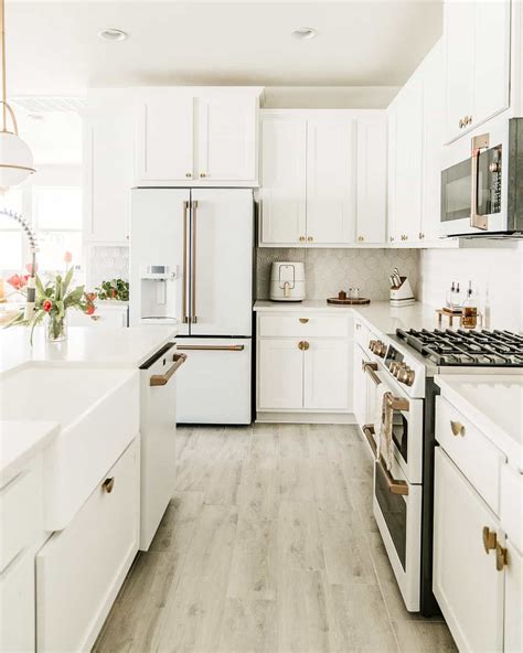 All White Kitchen With White Appliances Artofit