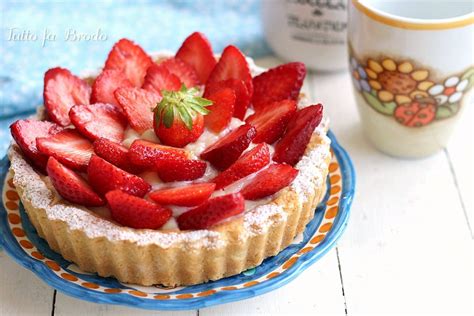 Crostata Alla Crema Pasticcera E Fragole Tutto Fa Brodo In Cucina