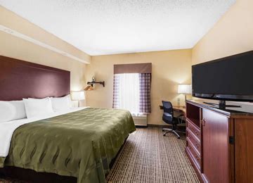 Quality Inn Hotel Alcoa Tennessee | Hotel in Alcoa TN