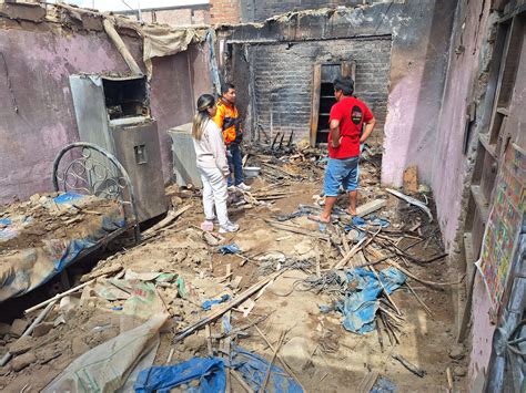 Trujillo Brindan Ayuda A Familia Damnificada Por Incendio