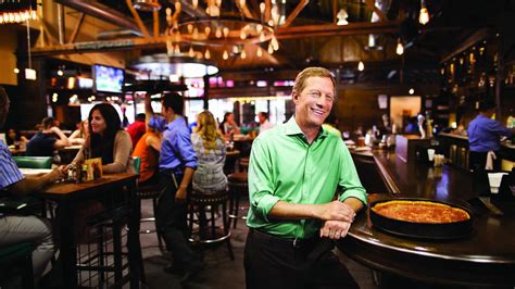 Owner of Lou Malnati’s Pizzeria reveals strategy behind opening in Phoenix - Phoenix Business ...