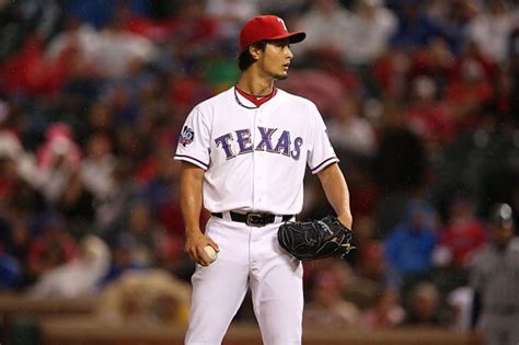 Texas Rangers Set Opening Day Roster