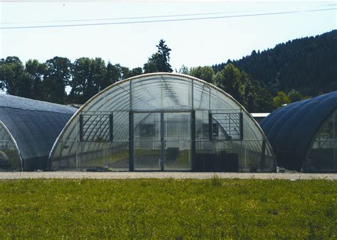 Quonset : Oregon Valley Greenhouses