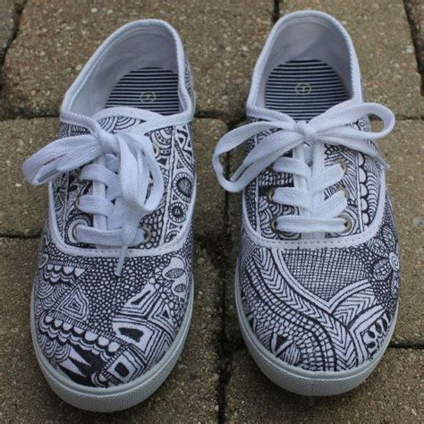 Doodle Sneakers Size 7 Etsy Sneakers Doodle Shoes Diy Sneakers