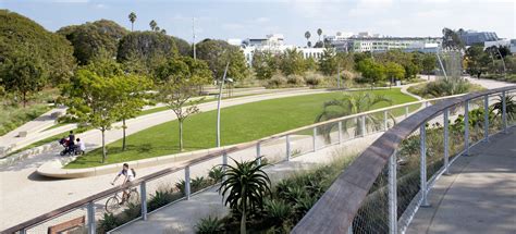 Tongva Park and Genser Town Square in Santa Monica, CA (City of Santa Monica) | W.E. O'Neil ...