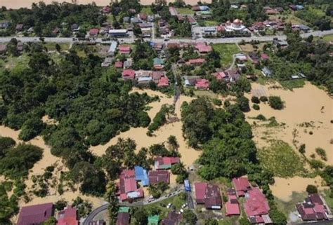 Banjir Kilat Perak Rumah Hanyut Kenderaan Tenggelam Astro Awani