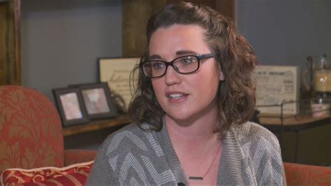 Iowa Woman Learning To Cope With Emotional Stress Of Infertility Youtube