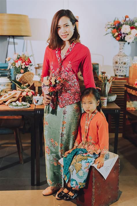 Baba And Nyonya Modern Peranakan Wedding Inspiration Traditional