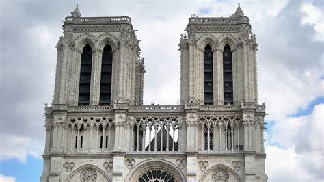 Riapre la cattedrale di Notre Dame come e quando si potrà visitare