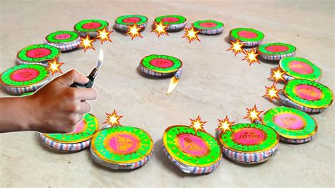 Chakri Crackers Ke Circle Mey Chakri Crackers Experiment Diwali