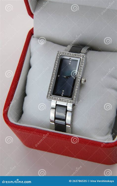 Fashion Women S Wrist Watch In A Box Stock Image Image Of Hand