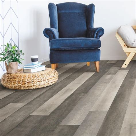 Pergo Outlast Waterproof Standout Grey Oak 10 Mm T X 614 In W X 4724 In L Laminate Flooring