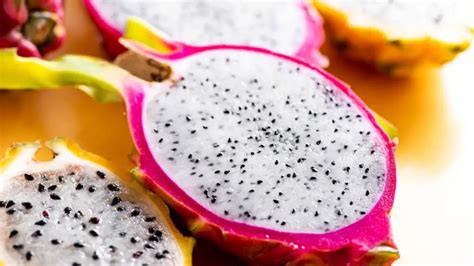 What Does Dragon Fruit Taste Like