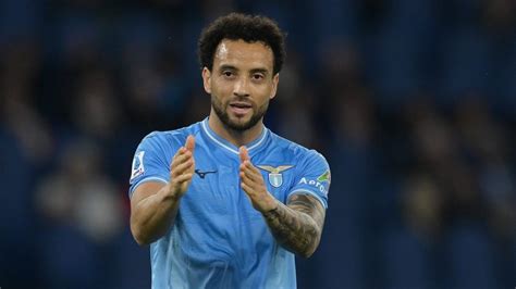 Felipe Anderson annuncia l addio alla Lazio su Instagram ma non andrà