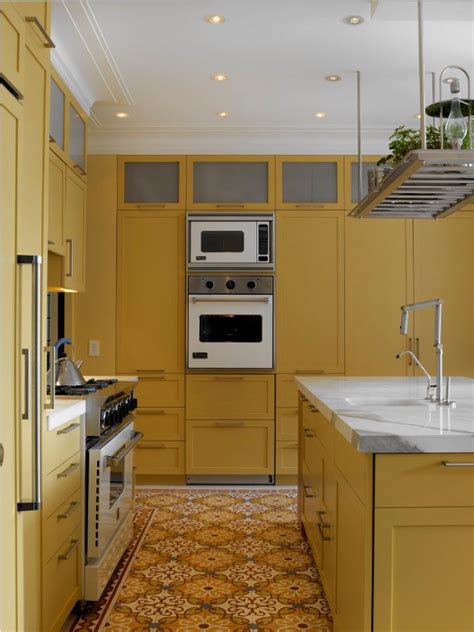 Decorating With Mustard Yellow Hey Djangles Yellow Kitchen