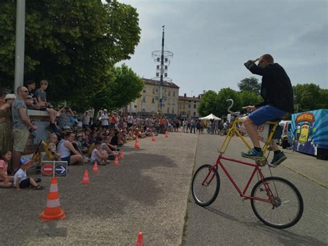 Saint Marcellin Ce Dimanche Place La F Te Du V Lo Avec L