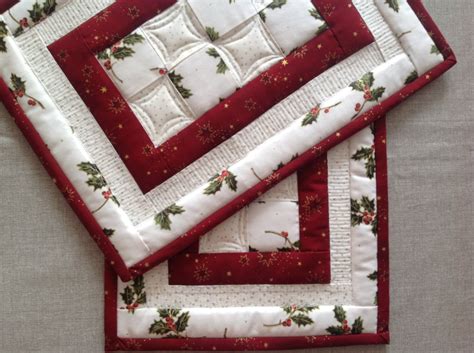 Christmas placemats quilted placemats red and by PrositoQuilts