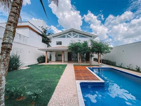 Casa de Condomínio na Avenida dos Vinhedos 100 Gávea Hill em