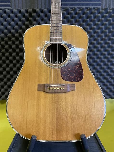 Morris Md Acoustic Guitar S Natural Reverb