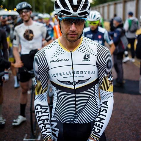 Colin Strickland @redhookcrit | Cycling outfit, Cycling fashion ...