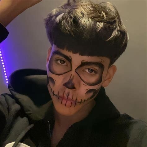 Pin By Harv On G Halloween Makeup Pretty Guys Halloween Makeup